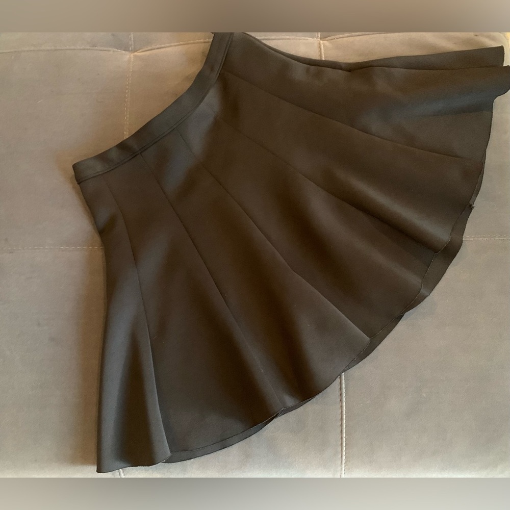 Abercrombie & Fitch Black Circle Skater Skirt-Medium